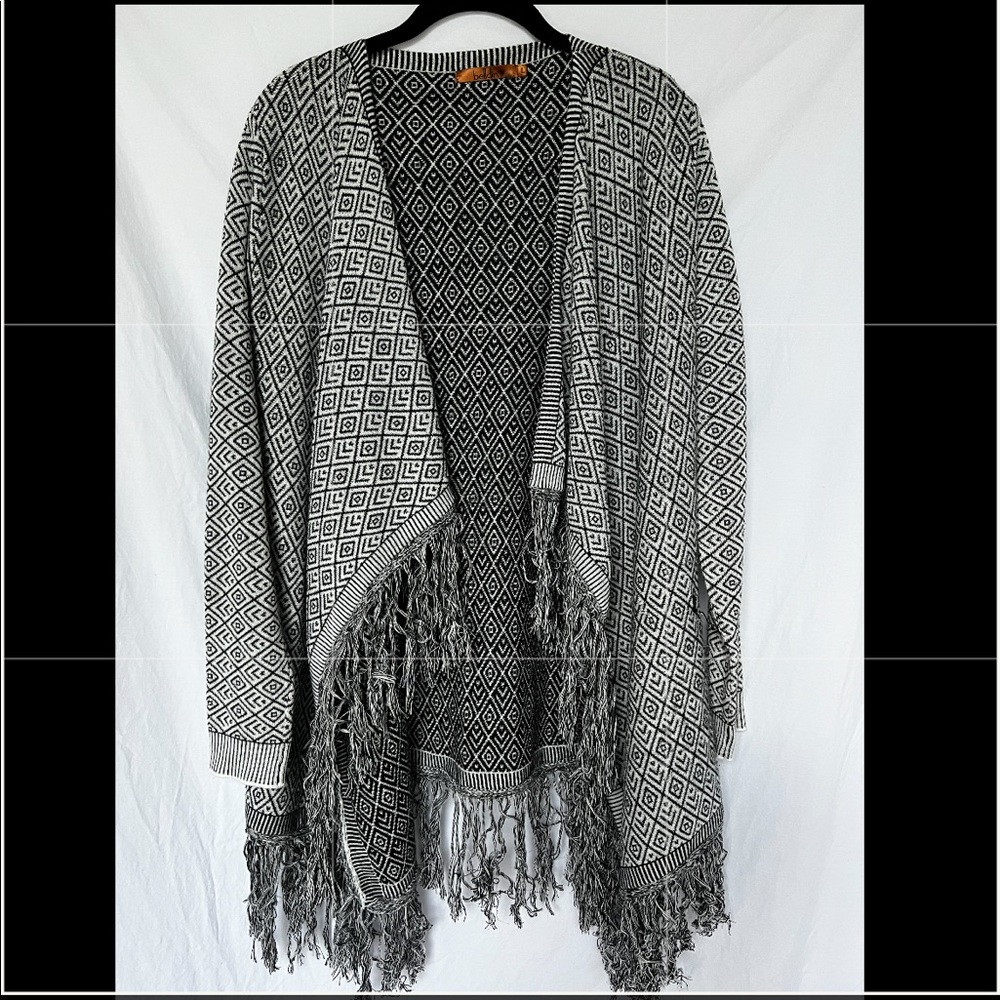 Belldini cardigan, black & white print, large